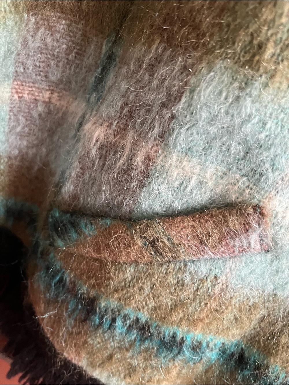 1960’s Vintage Strathtay Scottish Mohair wool quarter zip poncho/cape - Picture 6 of 6